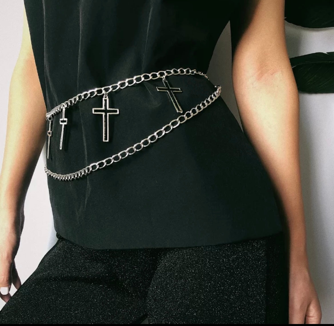 Cross chain belt