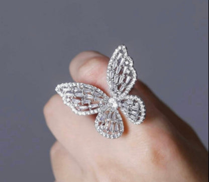 Large butterfly adjustable ring