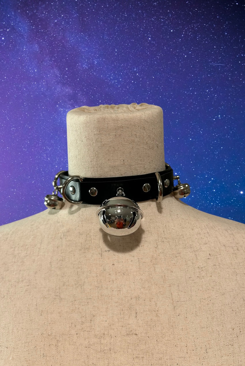 Bells choker necklace