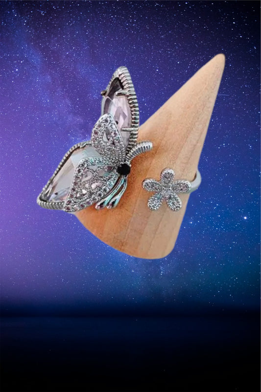 Butterfly ring