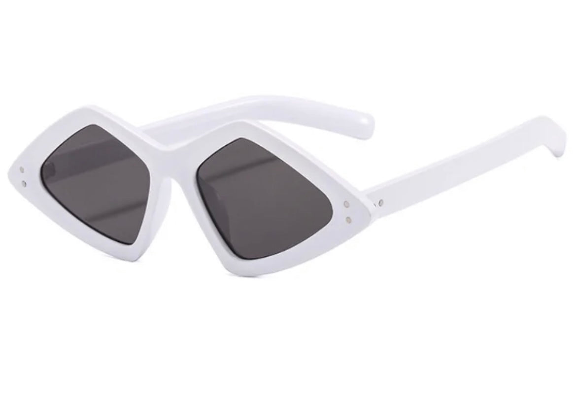 Polygonal sunglasses